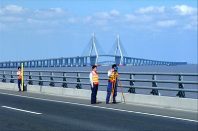 昌寧建筑資質(zhì)代辦服務(wù) 公路工程等各類資質(zhì)專業(yè)辦理，服務(wù)全面，定價(jià)合理